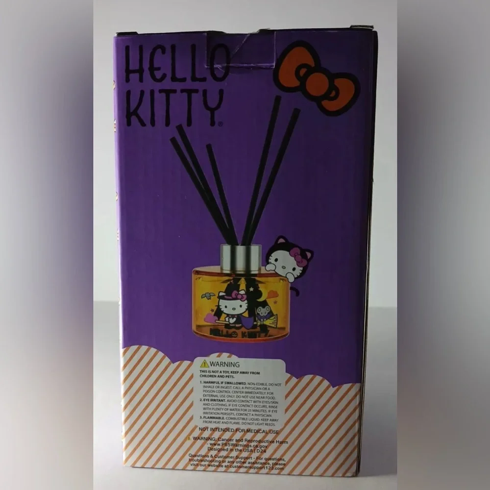 Hello Kitty Witch Halloween Reed Diffuser! Peppermint Scented! Purple (NIB)